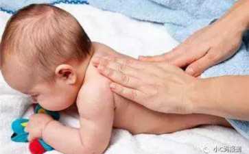 <b>孕期必查项目清单与空腹检查指南</b>